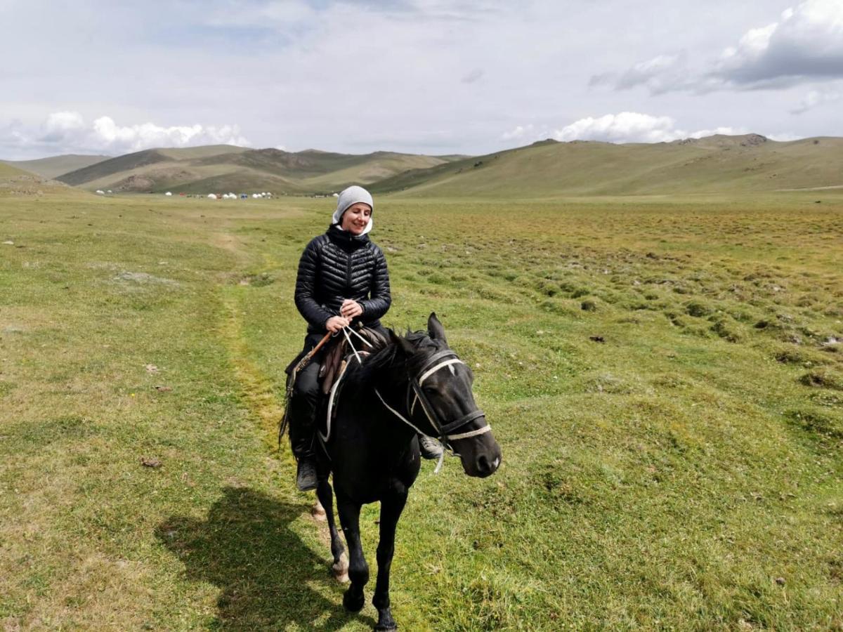 Yurt Camp Azamat At Song Kol Lake Bagysh Exterior photo